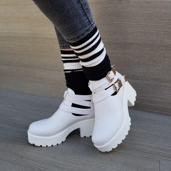 Chunky 90s Grunge White Ankle Spring Boots - Picture 8 of 8